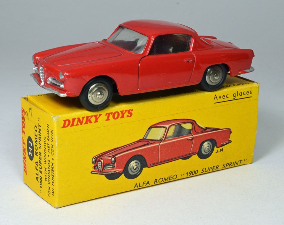 Dinky Toys Alfa Romeo 1900