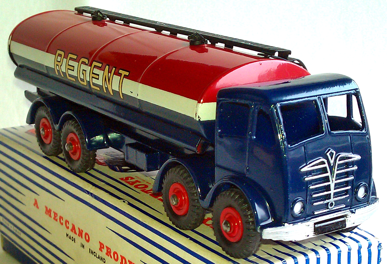 Dinky Supertoys Foden Tankers