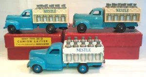 Dinky 25O Studebaker Milk Truck